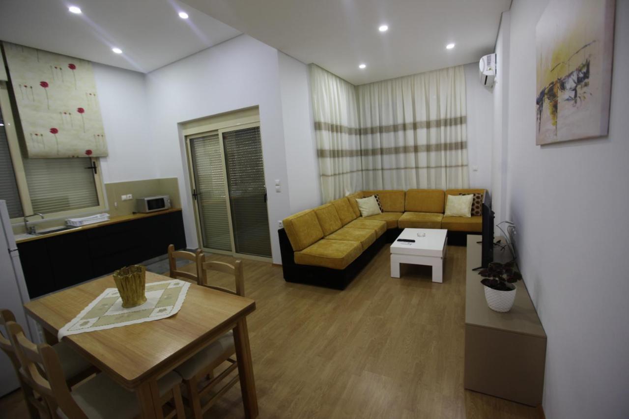 Mane Apartments Саранда Екстер'єр фото